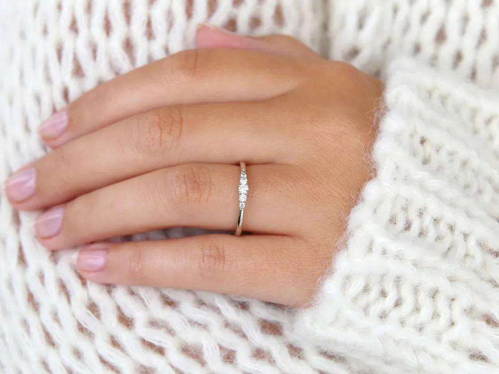 Diamantring 5 Diamonds mit fünf funkelnden Diamanten