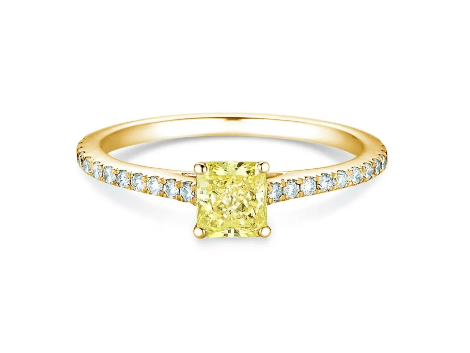 Diamantring Fancy Yellow Cushion Pavé