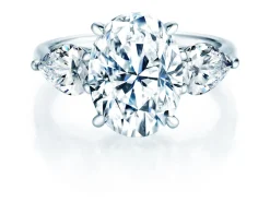 Diamantring Oval Pear Cut