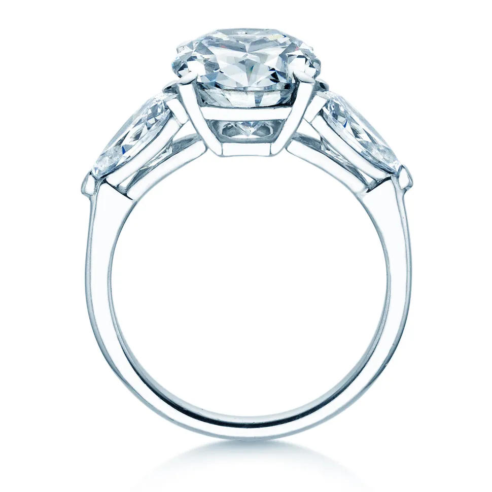Diamantring Oval Pear Cut
