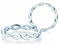 Ring Infinity Curve