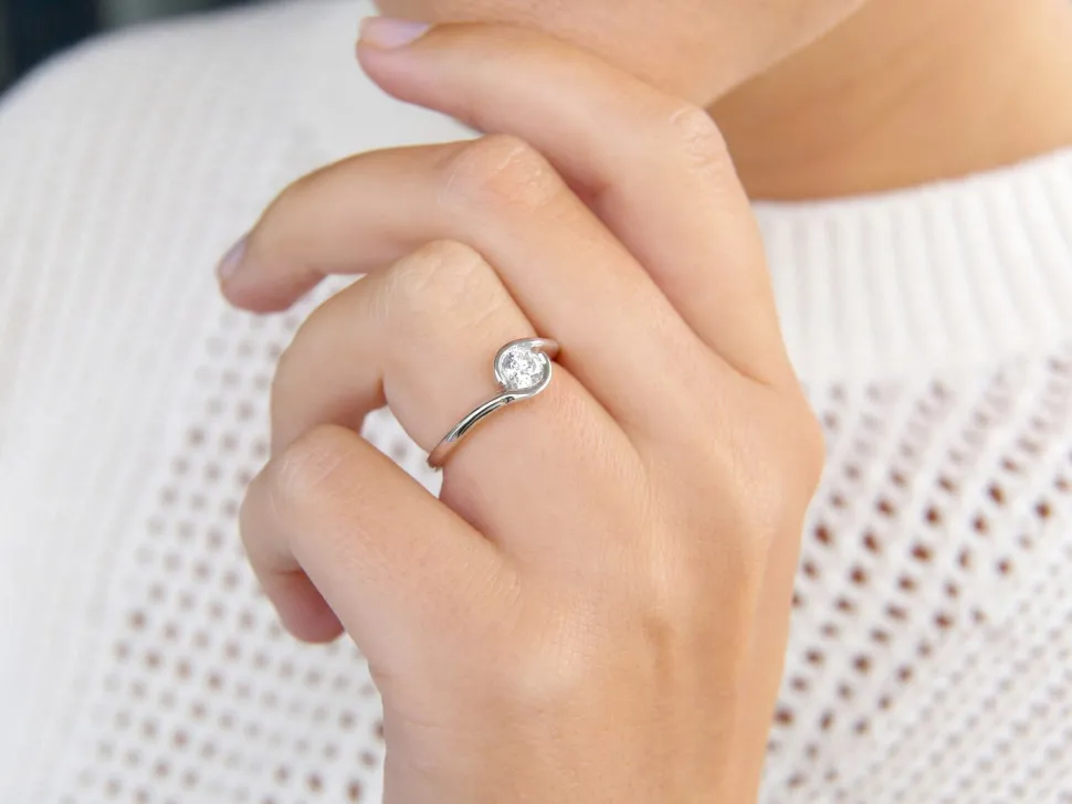 Ring Touch mit Labordiamant