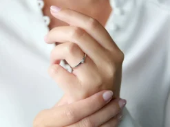 Solitärring Classic Petite mit Diamant
