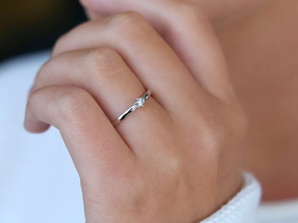 Solitärring Classic Petite mit Diamant
